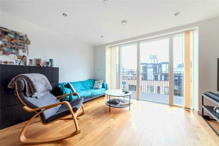 1 Bedroom Apartment To Rent In Penny Brookes Street, Stratford, London, E15