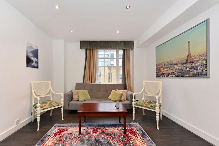 1 Bedroom Flat To Rent In Forset Court, Edgware Road, London, W2