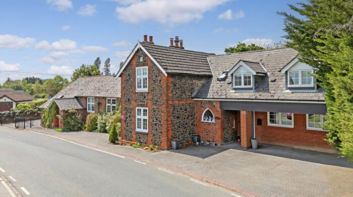 6 Bedroom Detached House For Sale In Bird Lane, Great Warley, CM13
