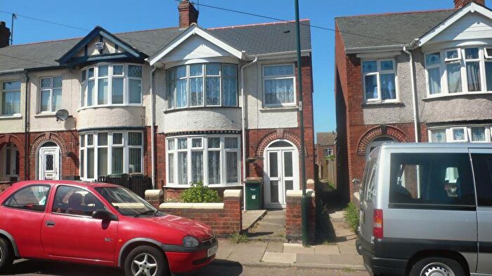 3 Bedroom End Of Terrace House To Rent In Kelvin Avenue, Wyken, Coventry, West Midlands, CV2