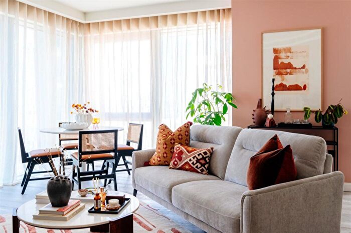 1 Bedroom Apartment For Sale In Marsh Wall, London, London, E14