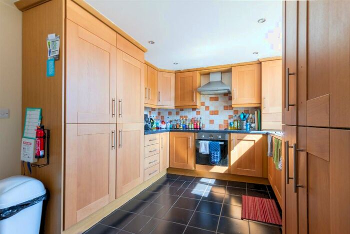 5 Bedroom Apartment To Rent In Station Road, South Gosforth, NE3