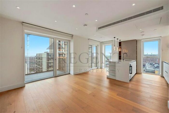 2 Bedroom Flat To Rent In Parkside Apartments, Cascade Way, W12