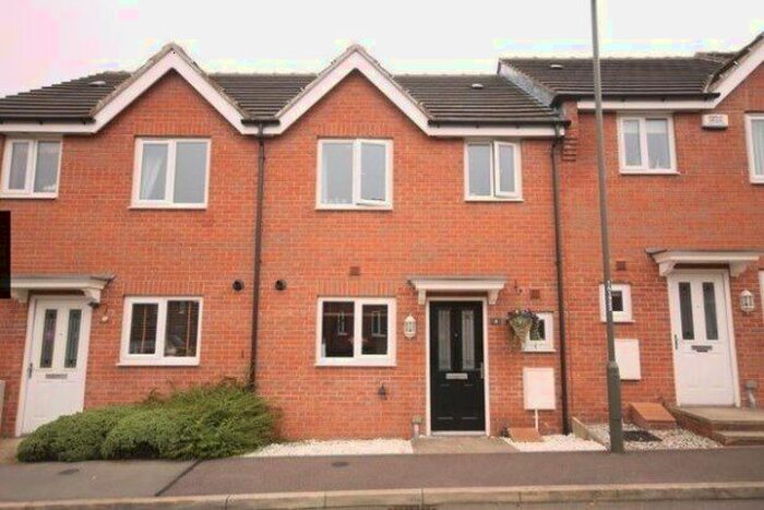 3 Bedroom Property To Rent In Wylam Close, Chesterfield, S45