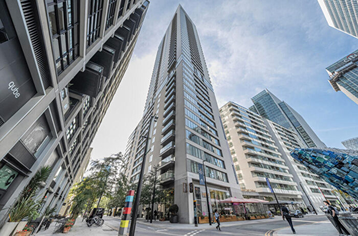 1 Bedroom Apartment For Sale In Park Drive, London, E14