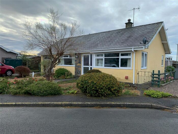 2 Bedroom Bungalow For Sale In Llanfrothen, Penrhyndeudraeth, Gwynedd, LL48
