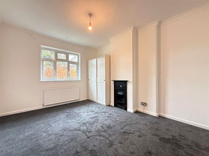 2 Bedroom Terraced House To Rent In Bushway, Dagenham, London, RM8