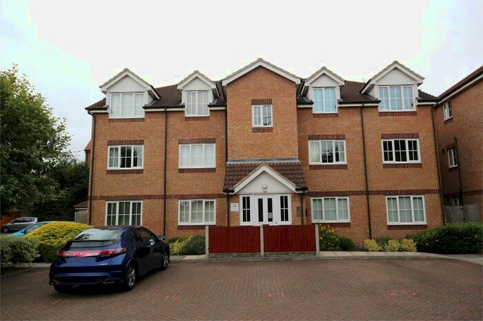1 Bedroom Flat To Rent In Summers Lodge, Horace Gay Gardens, Letchworth Garden City, SG6