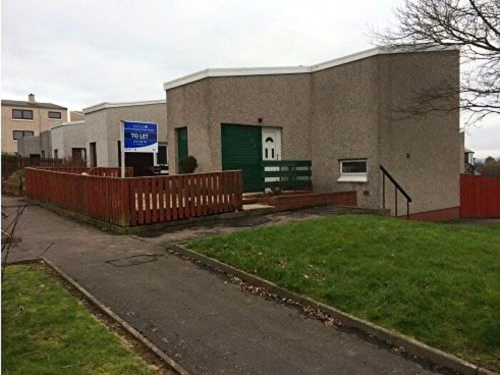 3 Bedroom End Of Terrace House To Rent In Golfdrum Street, Dunfermline, KY12