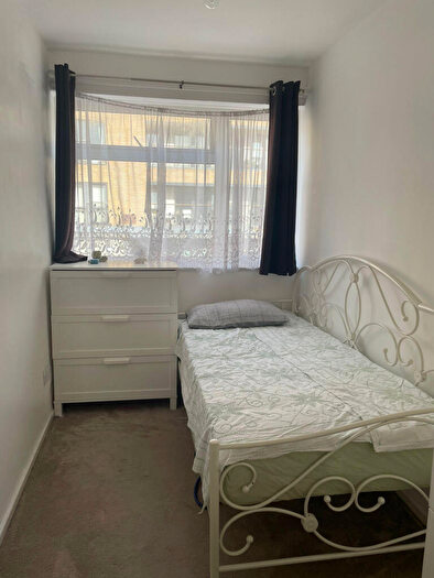 1 Bedroom Terraced House To Rent In West Arbour Street, London, E1