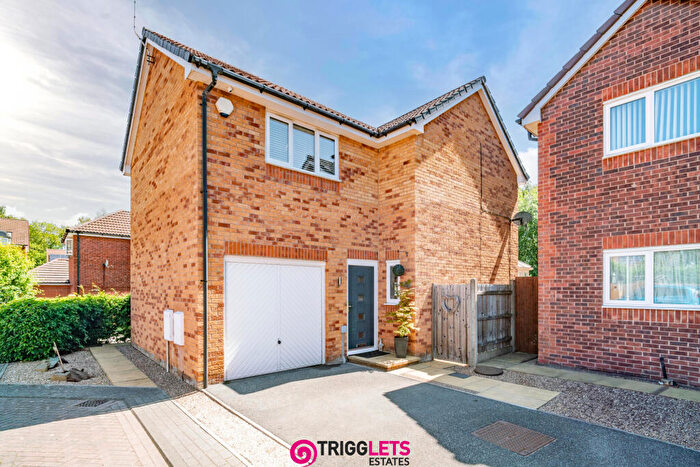 3 Bedroom Detached House For Sale In Haverhill Grove, Wombwell, Barnsley, S73