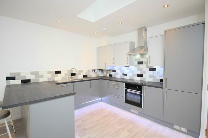 2 Bedroom Flat To Rent In Steppingley Road, Flitwick, MK45
