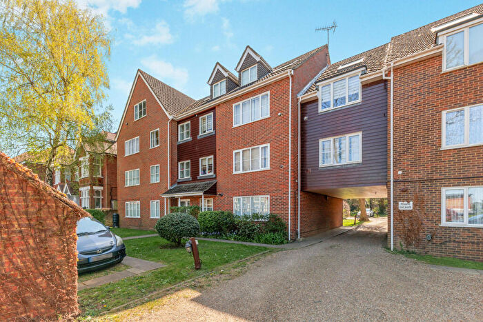 1 Bedroom Flat To Rent In Grove Road, Sutton, SM1