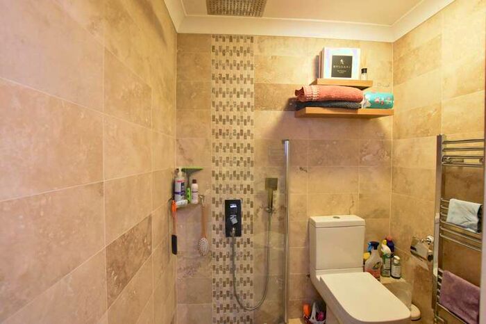 3 Bedroom Property To Rent In Kinloss Road, Carshalton, SM5