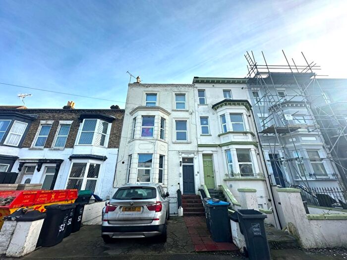 2 Bedroom Flat To Rent In Godwin Road, Cliftonville, CT9