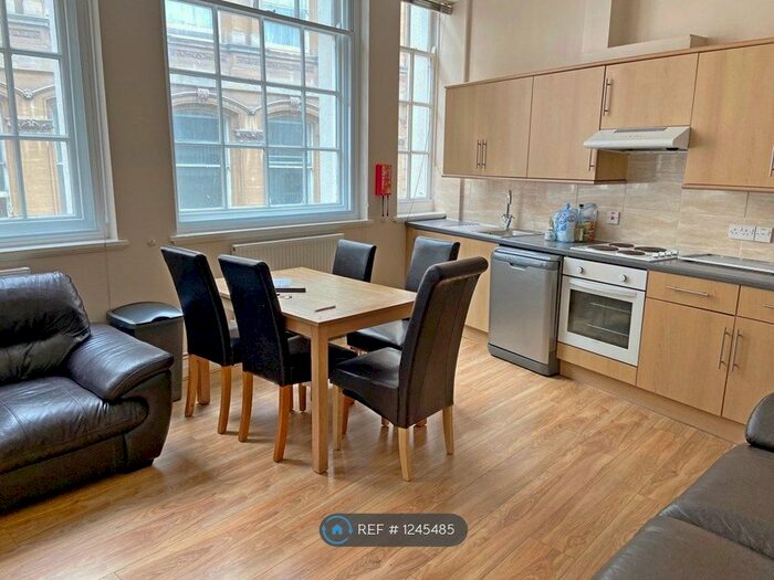 5 Bedroom Flat To Rent In St Nicholas Street, Bristol BS1