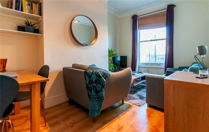 1 Bedroom Apartment To Rent In Tufnell Park Road, Tufnell Park, N19
