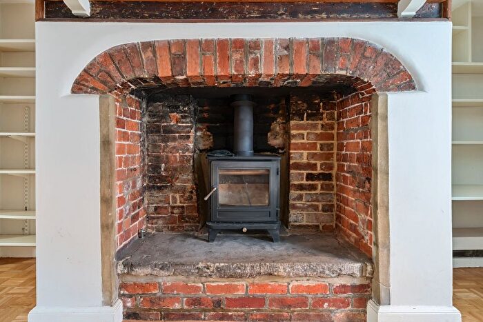 5 Bedroom Terraced House To Rent In Canon Street, Winchester, SO23