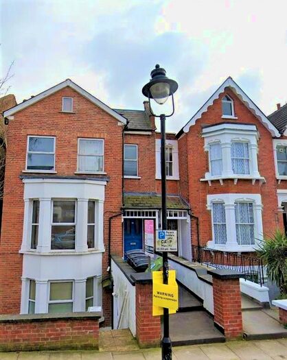 Studio To Rent In Hillfield Road, London, NW6