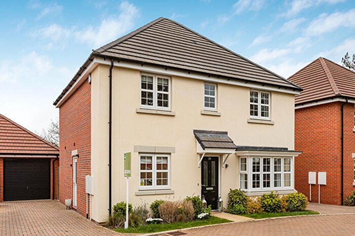 4 Bedroom Detached House For Sale In Cane Drive, Bricket Wood, AL2