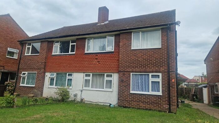 2 Bedroom Flat To Rent In Wolsey Close, Hounslow, TW3