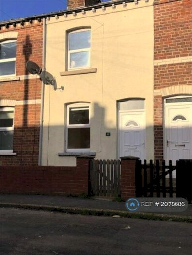 2 Bedroom Terraced House To Rent In Camwal Terrace, Harrogate, HG1