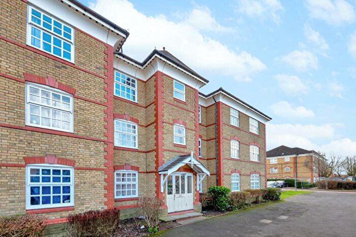 1 Bedroom Flat To Rent In Sydenham Avenue, N21