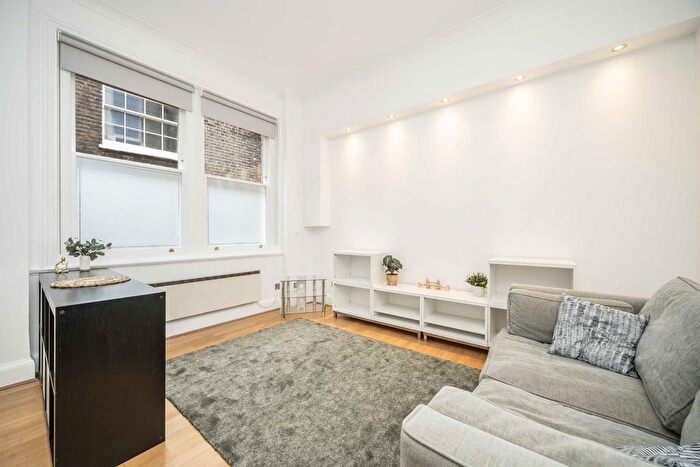2 Bedroom Flat For Sale In West Smithfield, City Of London, EC1A
