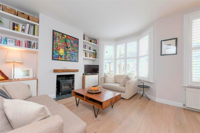 2 Bedroom Apartment To Rent In Felixstowe Road, London, NW10
