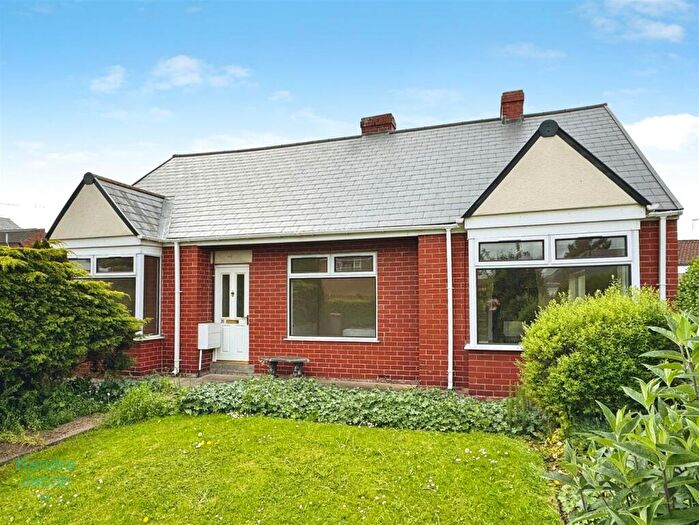 2 Bedroom Detached Bungalow For Sale In Broad Place, Hodthorpe, Worksop, S80