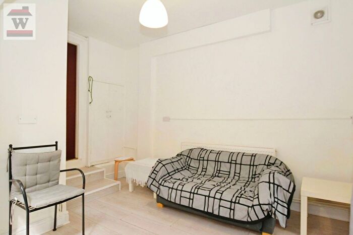 1 Bedroom Flat To Rent In Cecil Road, Hounslow, TW3