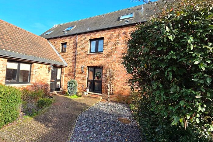 4 Bedroom Town House For Sale In Clare Court, Gamlingay, SG19