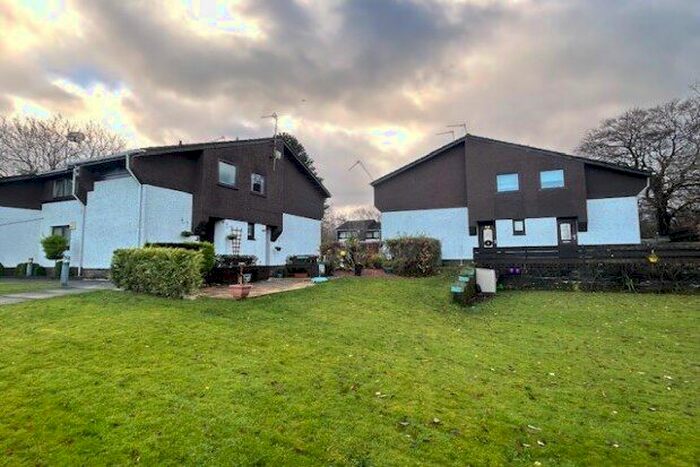 1 Bedroom Flat To Rent In Glenmalloch Place, Johnstone, PA5