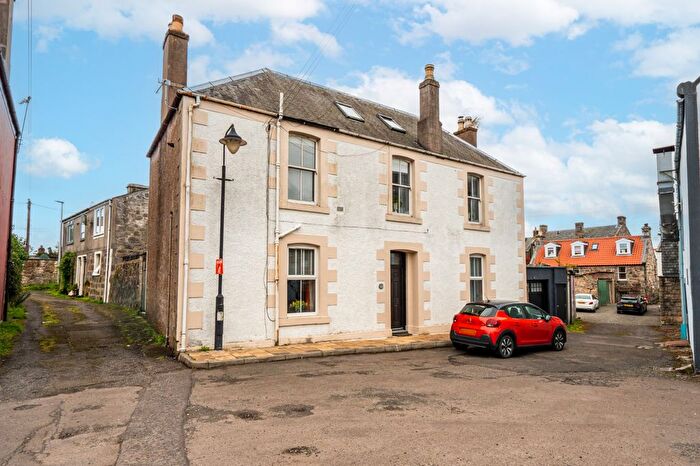 2 Bedroom Maisonette To Rent In Paradise Lane, Kincardine, Alloa, FK10