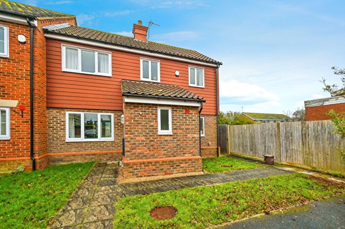 2 Bedroom End Of Terrace House For Sale In Watling Street, Hockliffe, Leighton Buzzard, Bedfordshire, LU7