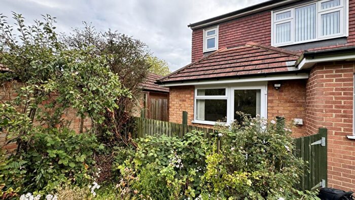 Studio To Rent In Rear Studio, St Winifreds Road, Harrogate, HG2