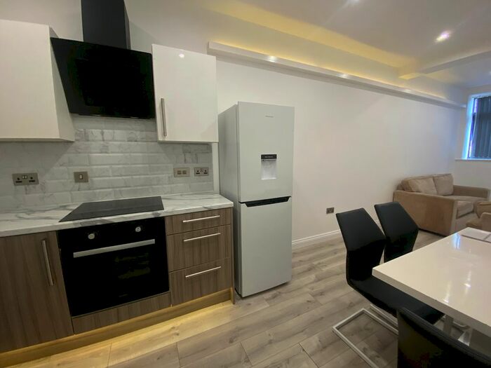 1 Bedroom Flat To Rent In Claughton Street, St. Helens, WA10