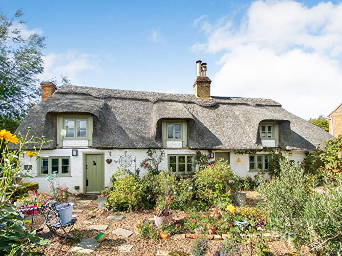 2 Bedroom Cottage For Sale In Fieldside, Coates, Peterborough, PE7