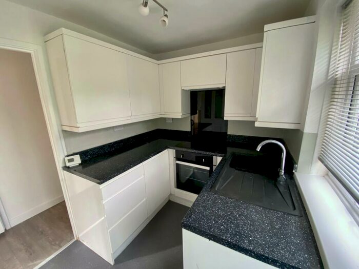 2 Bedroom Flat To Rent In Soulby Court, Kingston Park, NE3