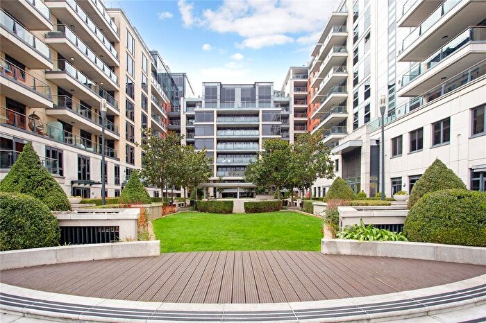 3 Bedroom Flat To Rent In Aspect Court, Lensbury Avenue, London, SW6