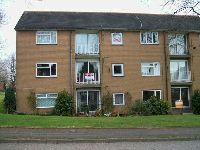 2 Bedroom Flat To Rent In Queensway, Westlands, ST5