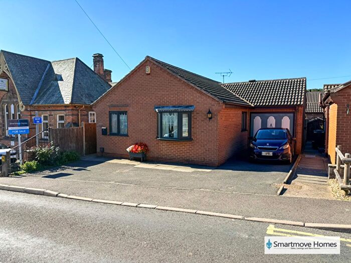 2 Bedroom Detached Bungalow For Sale In Church Street, Waingroves, Ripley, DE5
