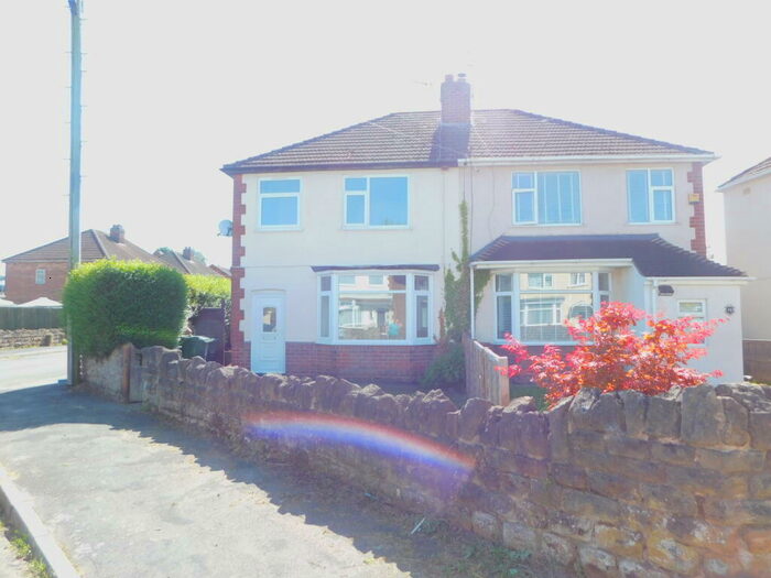 3 Bedroom Semi-Detached House To Rent In Kings Avenue, Loughborough, LE11