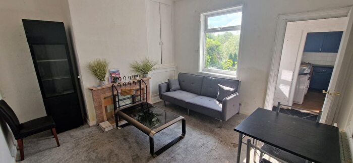 3 Bedroom Property To Rent In Leek Road, Hanley, Stroke-On-Trent, ST1