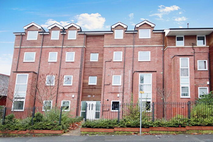 2 Bedroom Flat To Rent In Egerton Road, M28