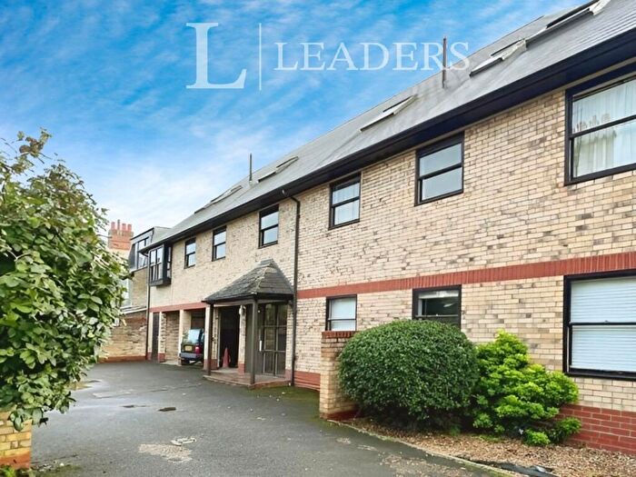 1 Bedroom Flat To Rent In Beaconsfiels House, CB1