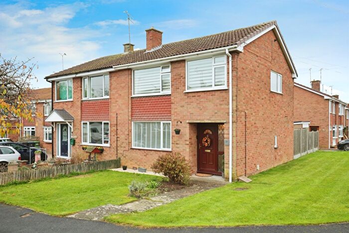 3 Bedroom Semi-Detached House For Sale In Huckson Road, Bishops Itchington, Southam, CV47