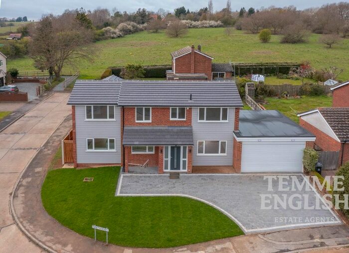 4 Bedroom Detached House For Sale In Hawthornes, Purleigh, Chelmsford, CM3