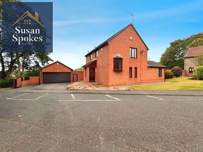 3 Bedroom Detached House For Sale In Parkshiel, South Shields, NE34