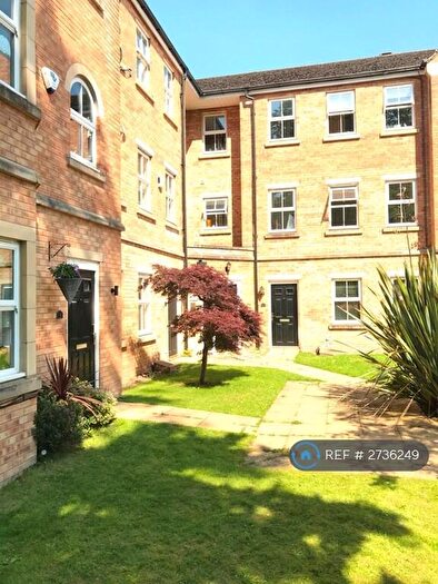 1 Bedroom Flat To Rent In Sandlewood Court, Leeds, LS6